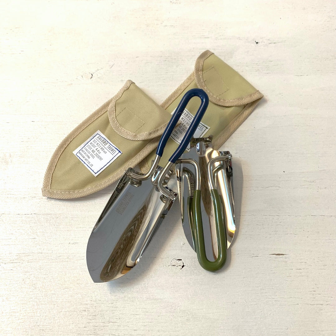 TROWEL 折りたたみスコップ